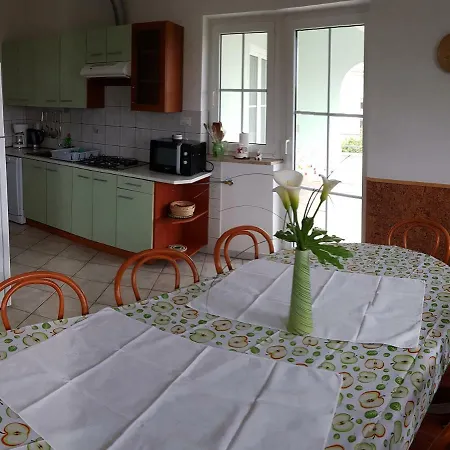 Noela Apartment