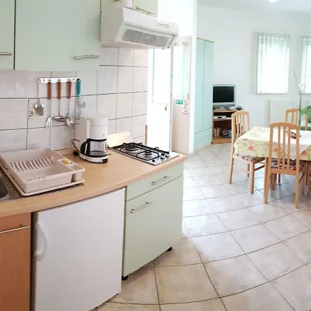 Noela Apartment